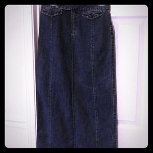 Eddie Bauer Long Denim Jean Skirt. Size 4